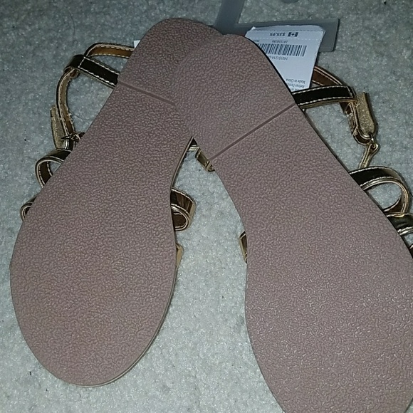 Gymboree gold sandals - Picture 3 of 4